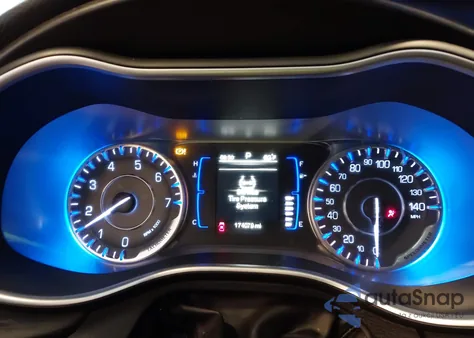 2015 Chrysler 200 Limited z USA, uszkodzony, nr VIN 1C3CCCAB3FN535099